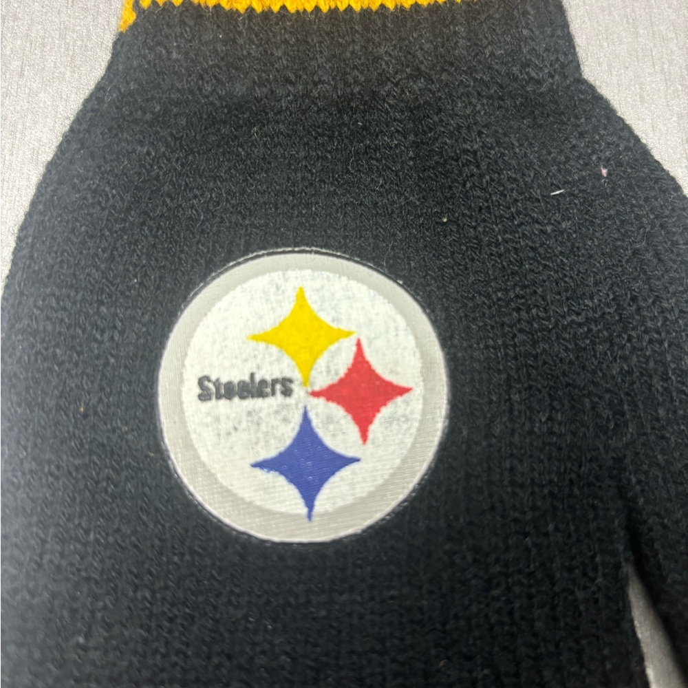 Steeler Black Sweater Gloves, Size M - Picture 4 of 6